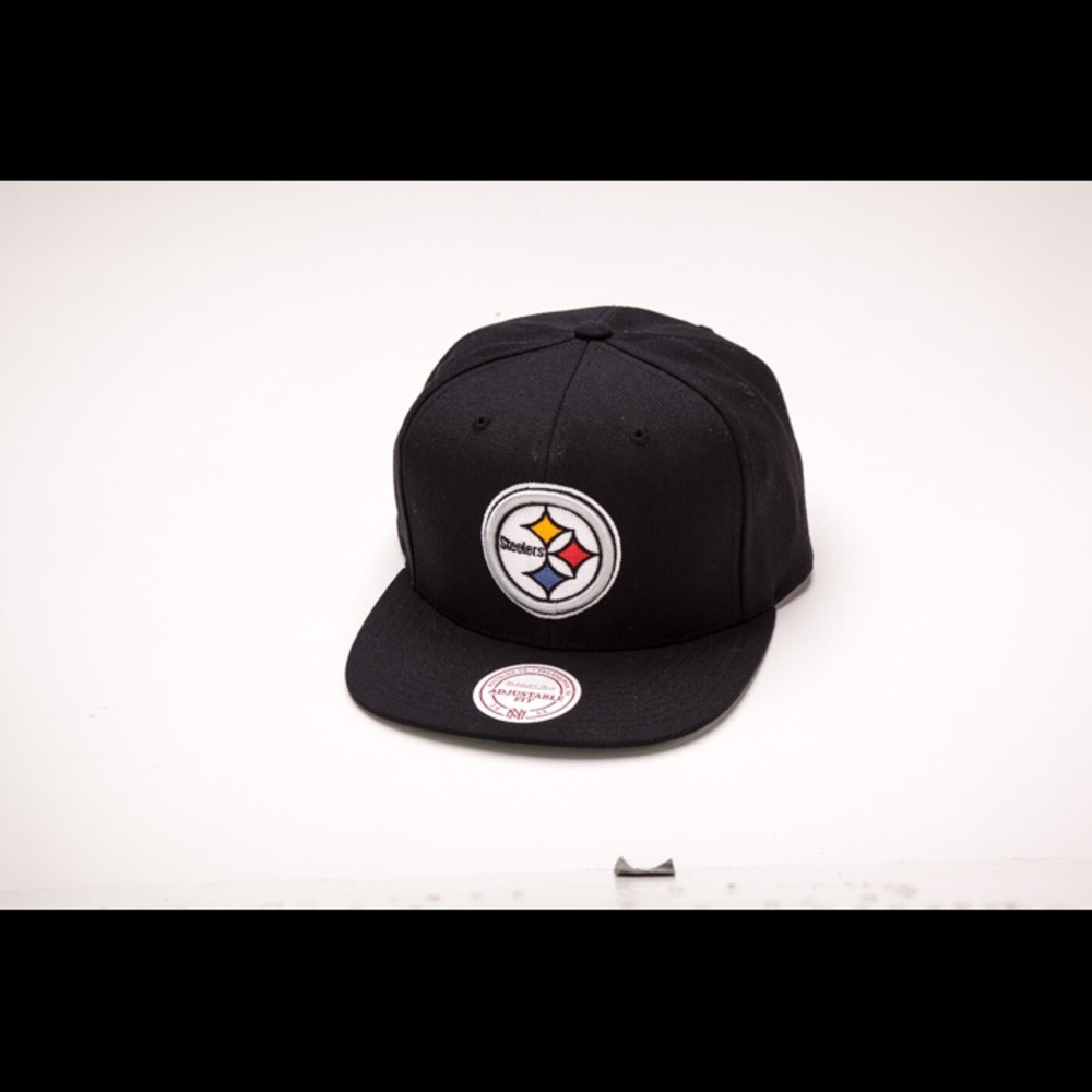 Nfl Pittsburg 100% Authentic New w/ with tags